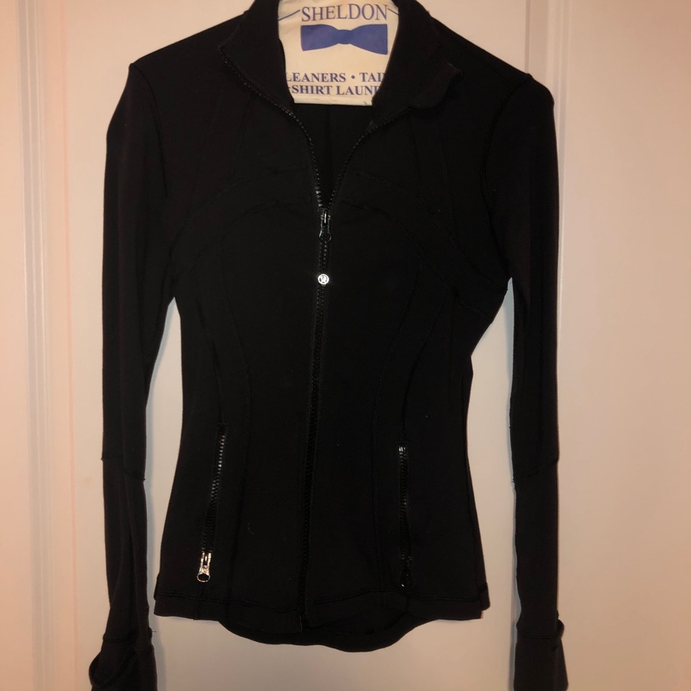 Lululemon Black zip up jacket